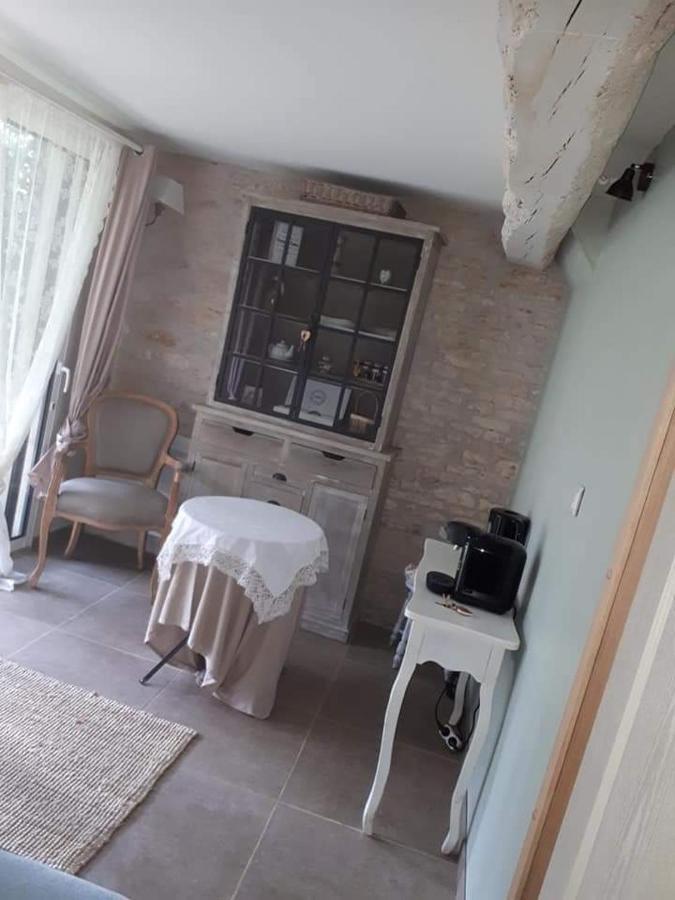 Chez Gladys Et Ses Enfants 호텔 Lain 외부 사진